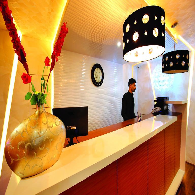 Holiday Hill Hotel & Suites Sultan Bathery Esterno foto
